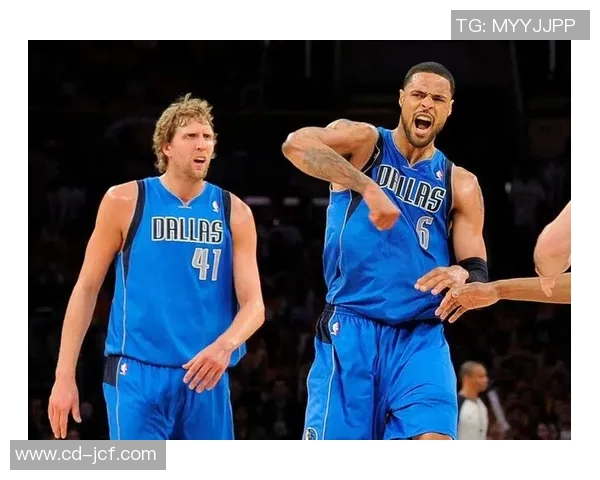 姚明与钱德勒的巅峰对决:篮球场上的传奇对抗与友谊 姚明与钱德勒的巅峰对决:篮球场上的传奇对抗与友谊