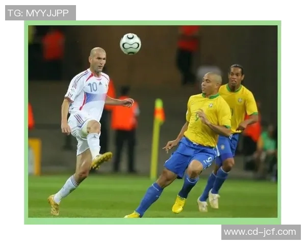 明星们追逐的足球明星究竟是谁引发了众多关注与热议